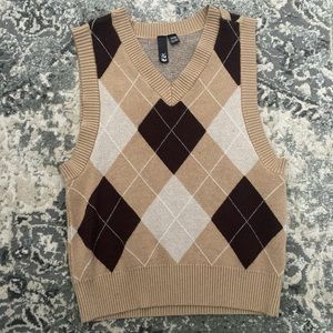 argyle cropped vest